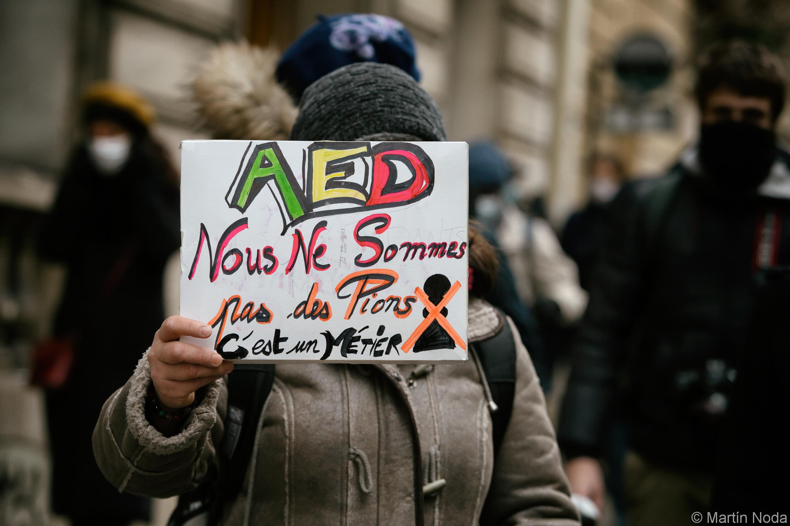 Manifestation des travailleurs de l'éducation nationale et des étudiants, Paris, 26 janvier 2021. 