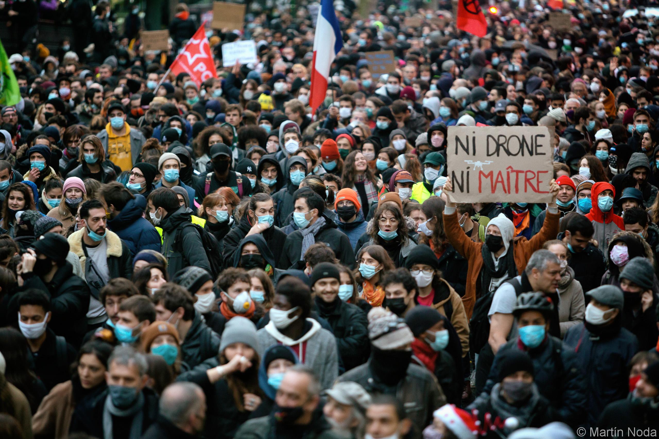Manifestation contre les lois séparatismes et de sécurité globale, Paris, 12 décembre 2020. 